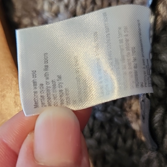 Chunky Knit Sweater / mid length, medium, taupe - Picture 7 of 7